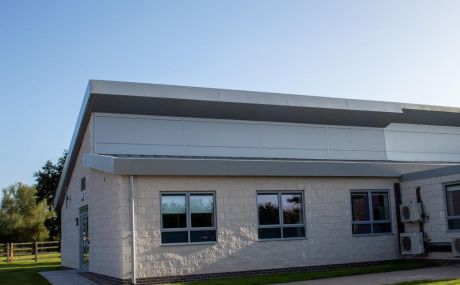 Nottingham Veterinary School 